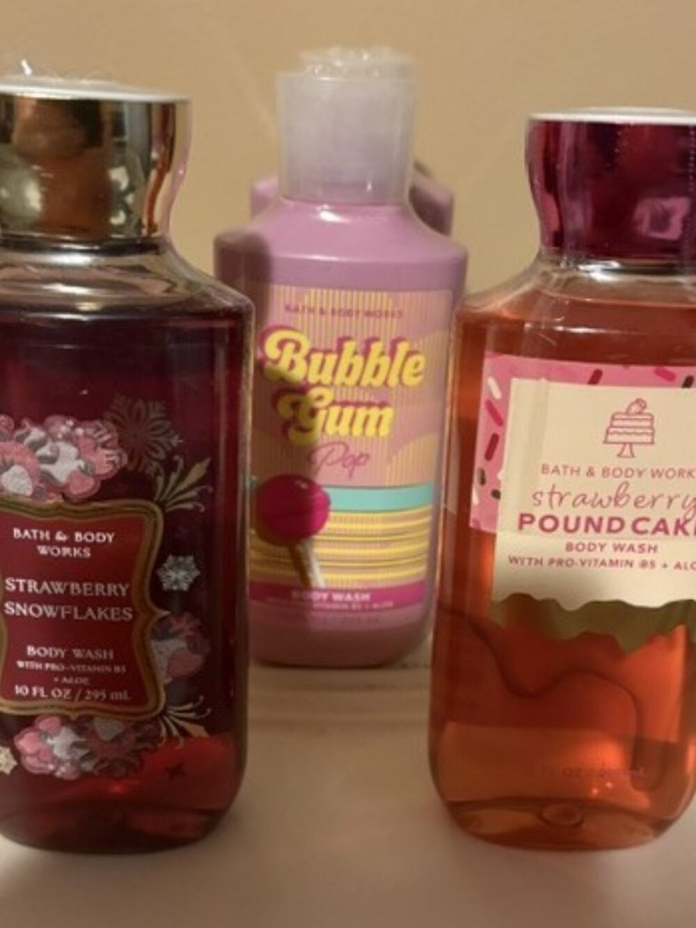 Bath and Body Works (5) Body Washes